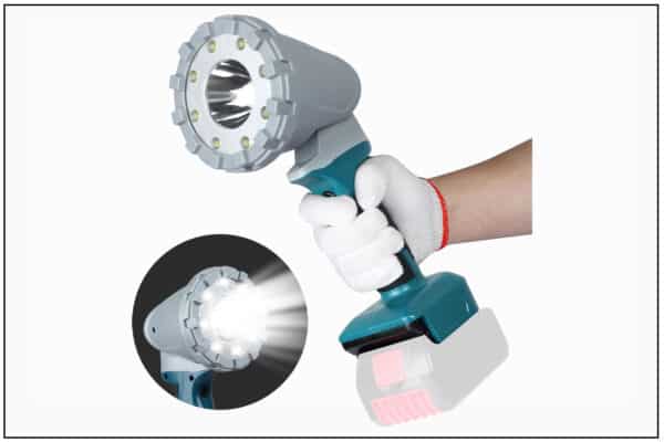 Makita DML8 18V LXT Lithium-Ion Cordless LED  Flashlight - Image 4